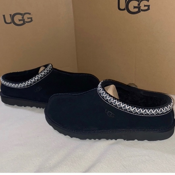 UGG Other - UGG TASMAN II